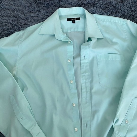 Light green button down - Picture 2 of 4